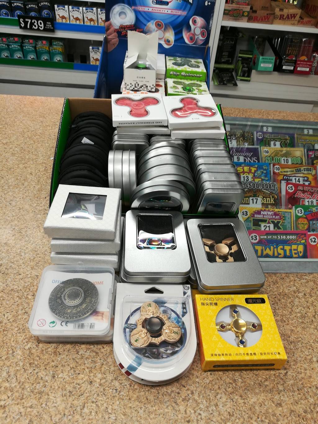 Memorial Beach Market | restaurant | 28 Healdsburg Ave, Healdsburg, CA 95448, USA | 7074339073 OR +1 707-433-9073