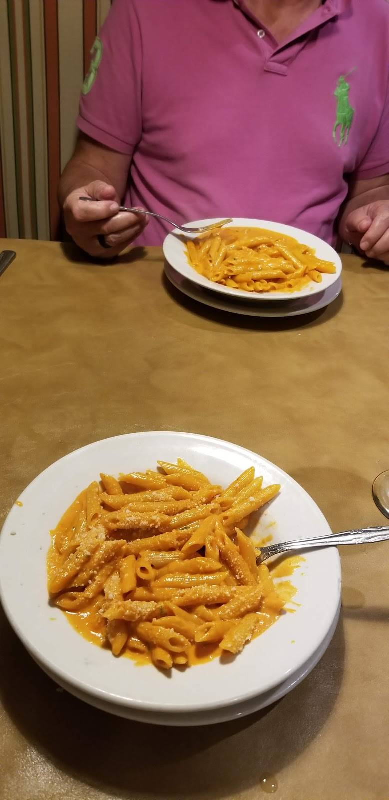 Fiorella Italian Restaurant | restaurant | 7008 Charleston Shores Blvd, Lake Worth, FL 33467, USA | 5619634999 OR +1 561-963-4999