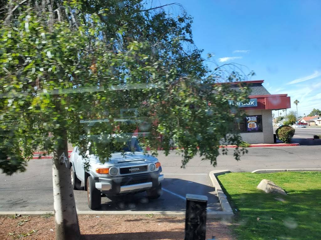 Jack in the Box | restaurant | 4749 E Southern Ave, Phoenix, AZ 85042, USA | 6024380578 OR +1 602-438-0578