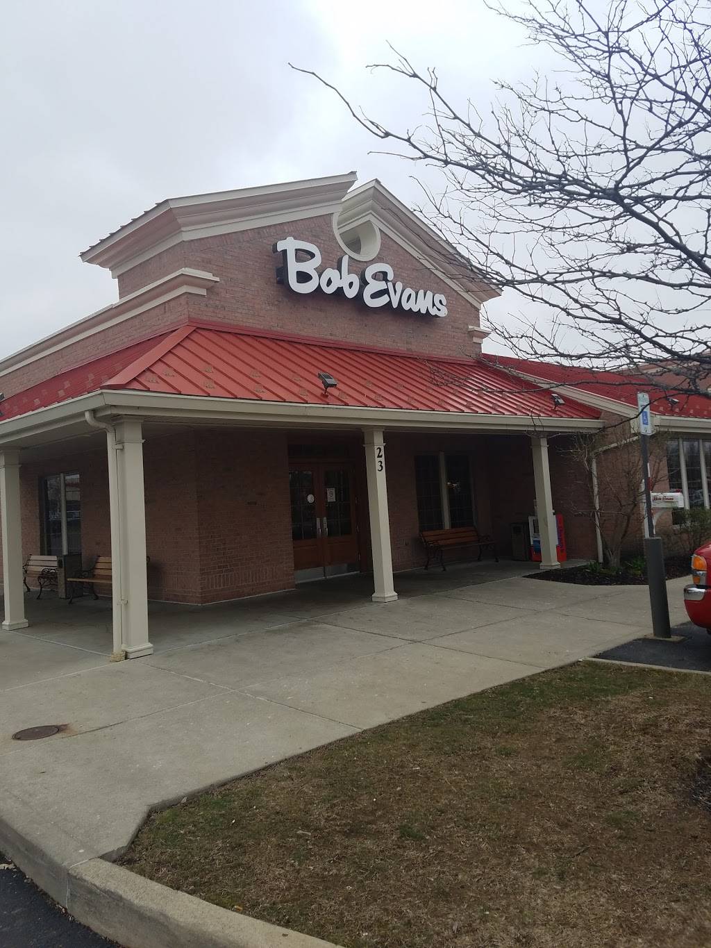 Bob Evans | restaurant | 23 Huber Village Blvd, Westerville, OH 43081, USA | 6148953353 OR +1 614-895-3353