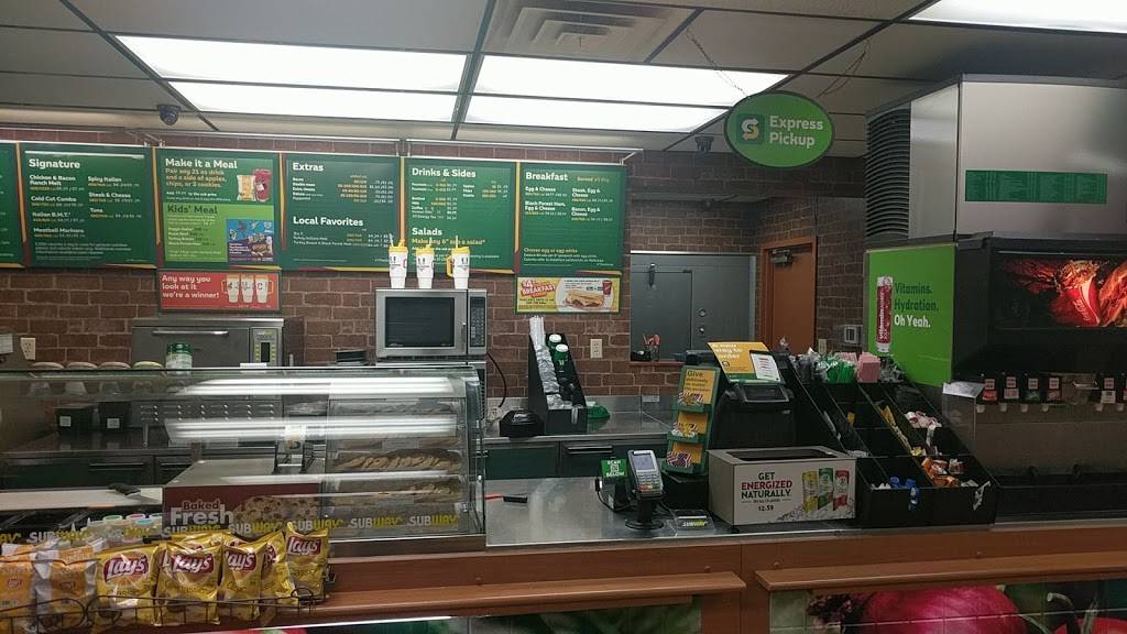 Subway | restaurant | 2394 Locust St, Canal Fulton, OH 44614, USA | 3308549444 OR +1 330-854-9444