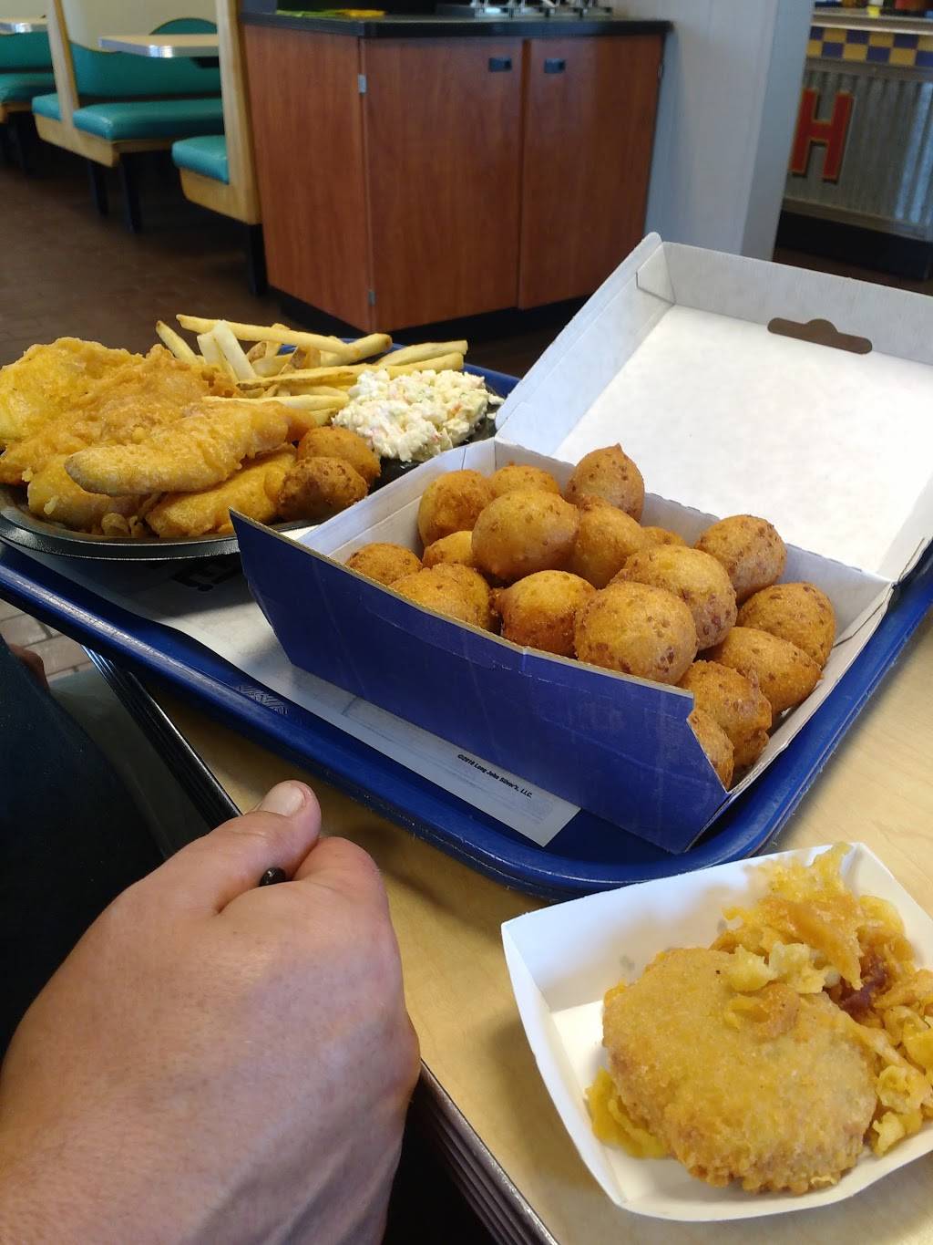Long John Silvers | restaurant | 2805 Calumet Ave, Valparaiso, IN 46383, USA | 2194647592 OR +1 219-464-7592