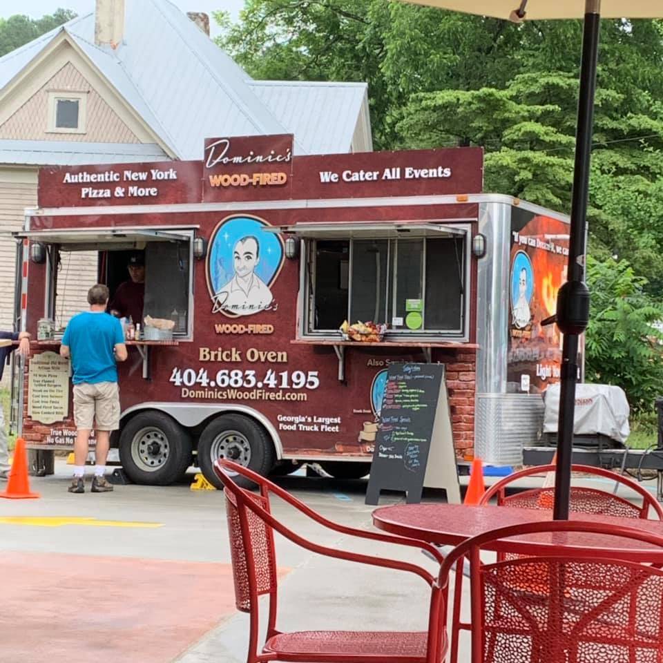 Dominics Truck & Dine | restaurant | 340 Gilmer Ferry Rd, Ball Ground, GA 30107, USA | 6784543463 OR +1 678-454-3463