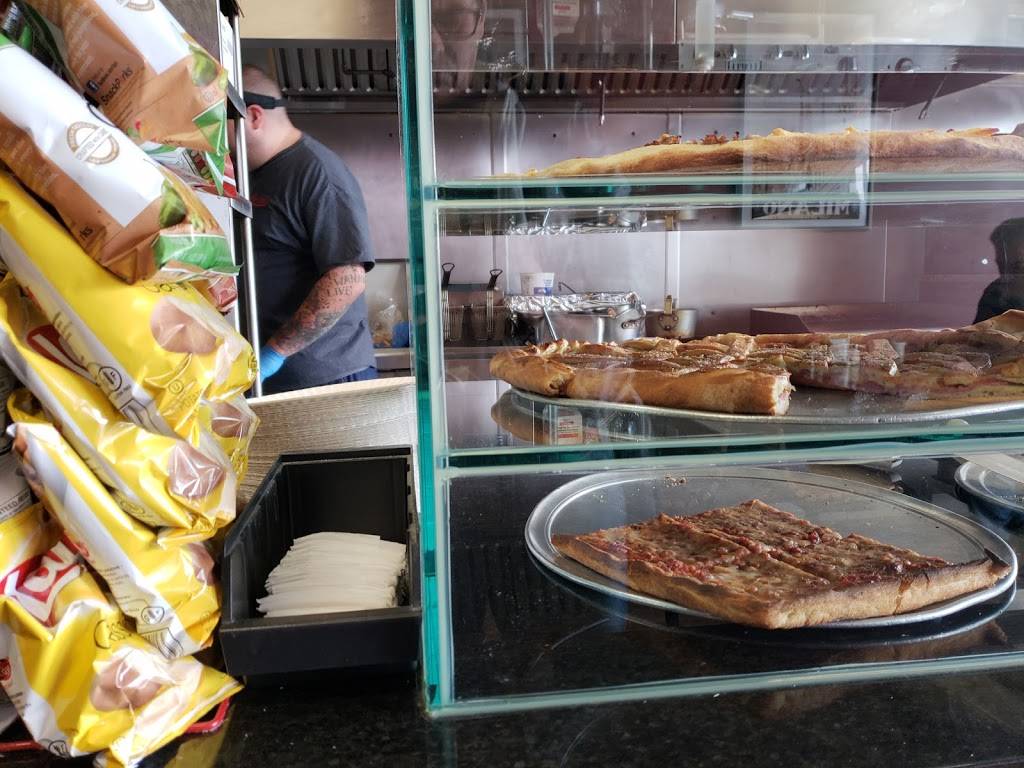 Palumbo Pizza & Subs | restaurant | 3813, 1531 Lehigh St, Allentown, PA 18103, USA | 6107975666 OR +1 610-797-5666