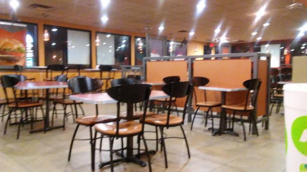 Jack in the Box | restaurant | 9825 Burnet Rd, Austin, TX 78758, USA | 5128329323 OR +1 512-832-9323