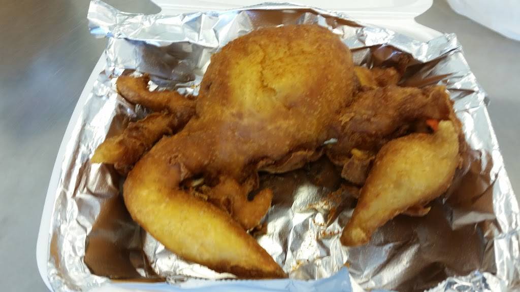 Vinces Crab House | restaurant | 610 Compass Rd E, Middle River, MD 21220, USA | 4106873371 OR +1 410-687-3371