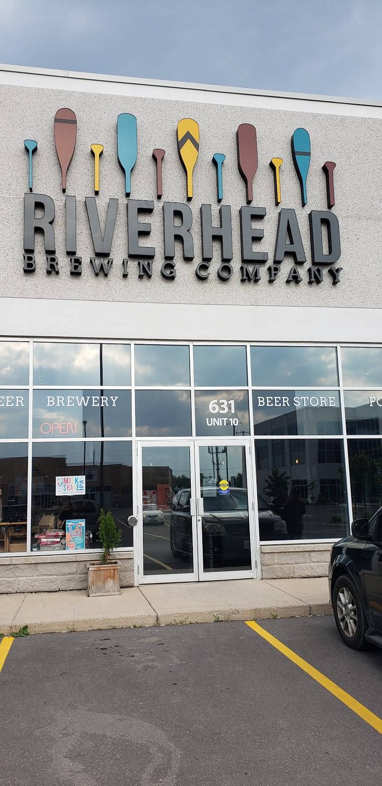 Riverhead Brewing Company | restaurant | 631 Fortune Crescent, Kingston, ON K7P 0L5, Canada | 6133842337 OR +1 613-384-2337