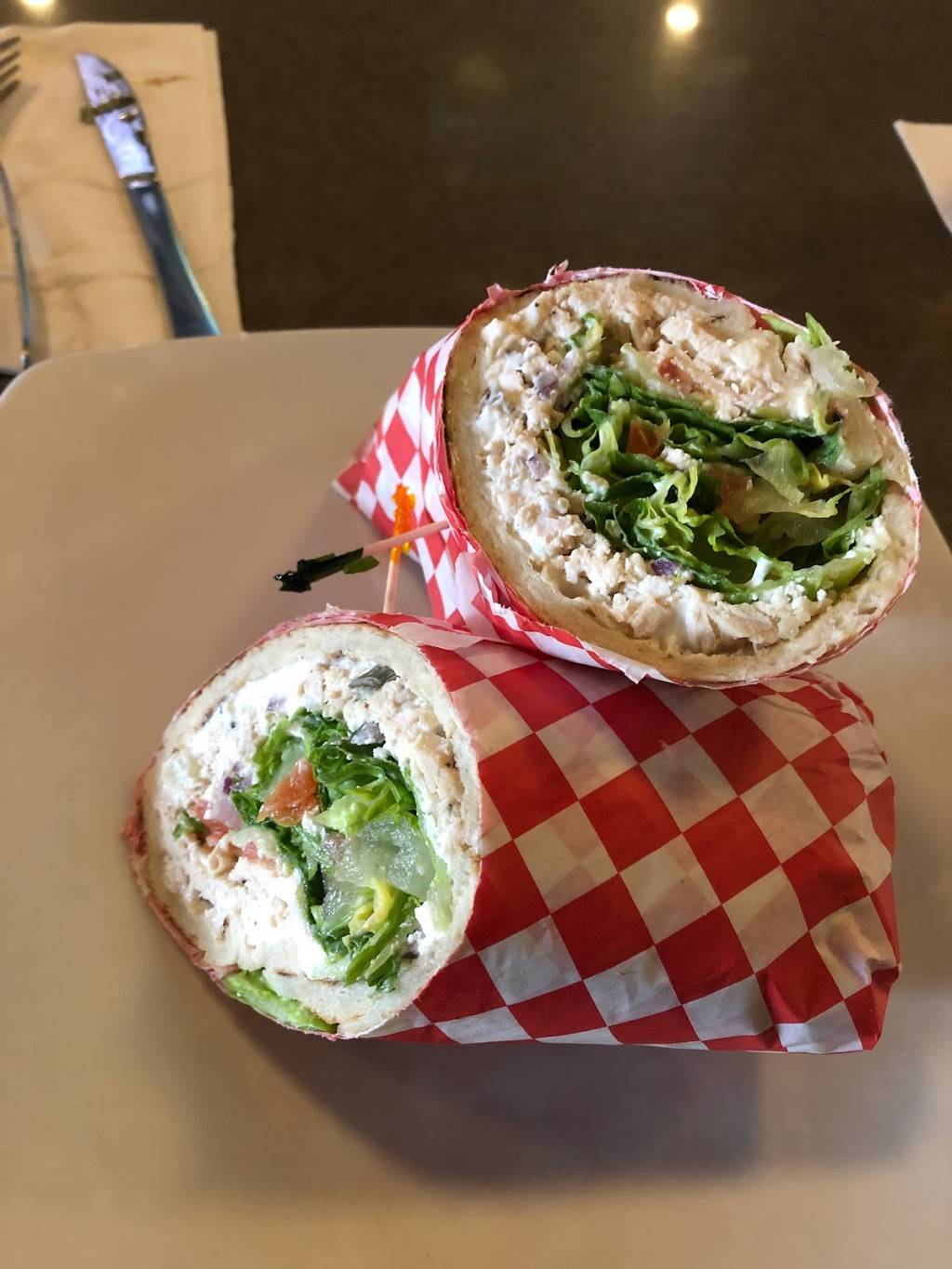 Giovannis Italian Restaurant | restaurant | 5277 Linda Vista Rd, San Diego, CA 92110, USA | 6192933333 OR +1 619-293-3333