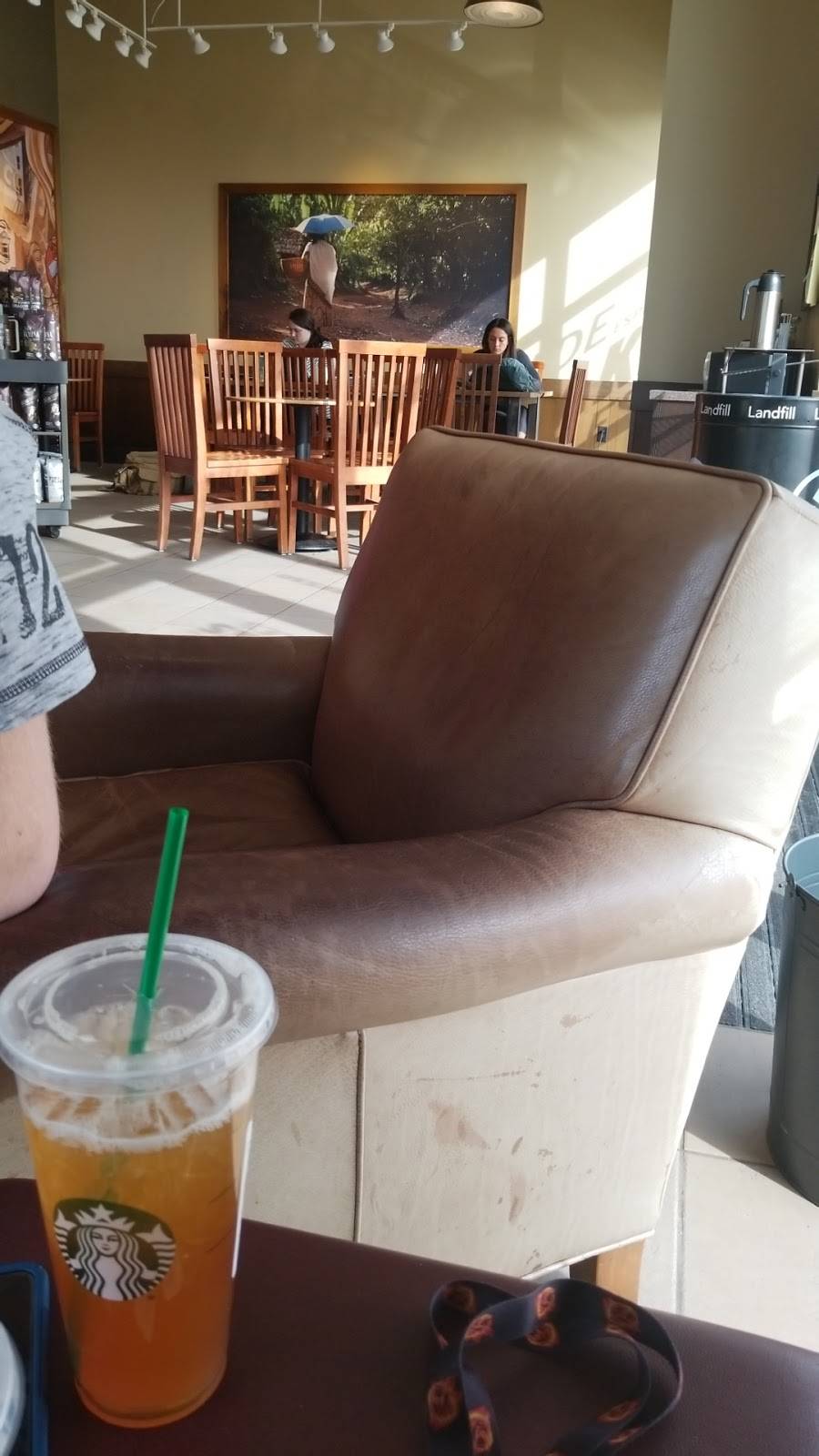 Starbucks | cafe | 1006 Main Ave, De Pere, WI 54115, USA | 9203381780 OR +1 920-338-1780