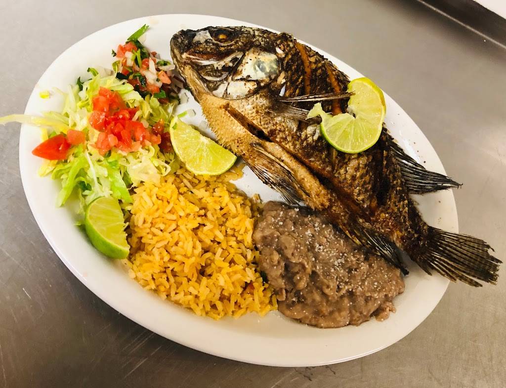 El Sabroso | restaurant | 320 Cedar St, Chillicothe, IL 61523, USA | 3092748202 OR +1 309-274-8202