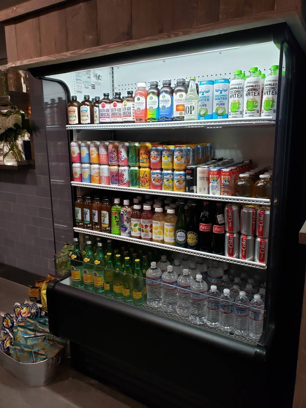 Blue Barn | restaurant | 819 Grant Ave, Novato, CA 94945, USA | 4158956577 OR +1 415-895-6577