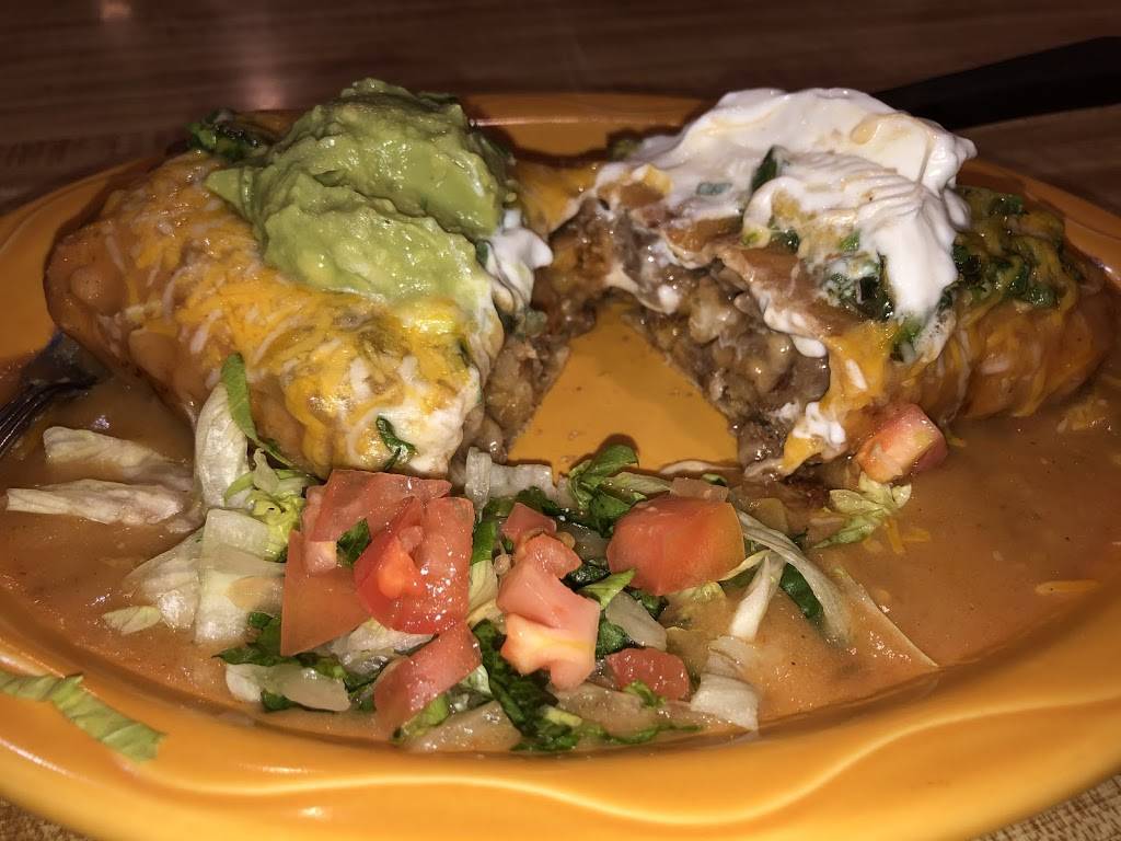 El Padrino Y Familas Mexican Resturant | restaurant | 4745 Federal Blvd, Denver, CO 80211, USA | 7203285745 OR +1 720-328-5745