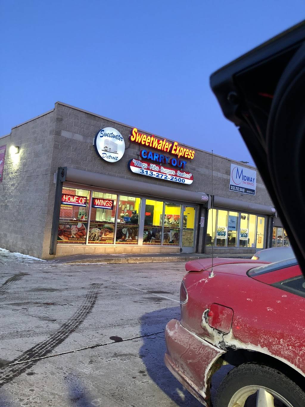 Sweetwater Express | restaurant | 15640 W McNichols Rd, Detroit, MI 48235, USA | 3132722500 OR +1 313-272-2500