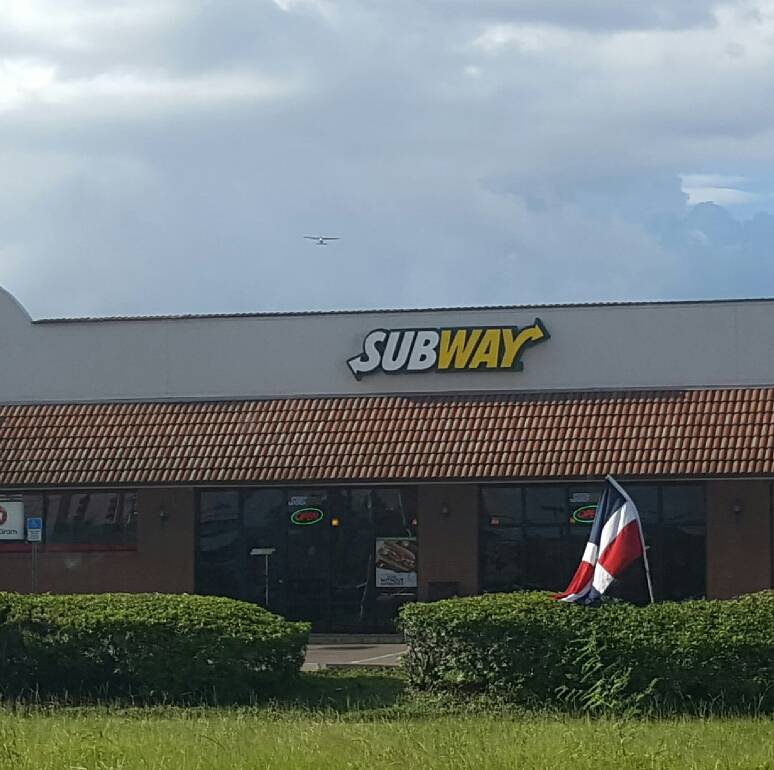 Subway Restaurants | restaurant | 3753 Ulmerton Rd, Clearwater, FL 33762, USA | 7275729388 OR +1 727-572-9388