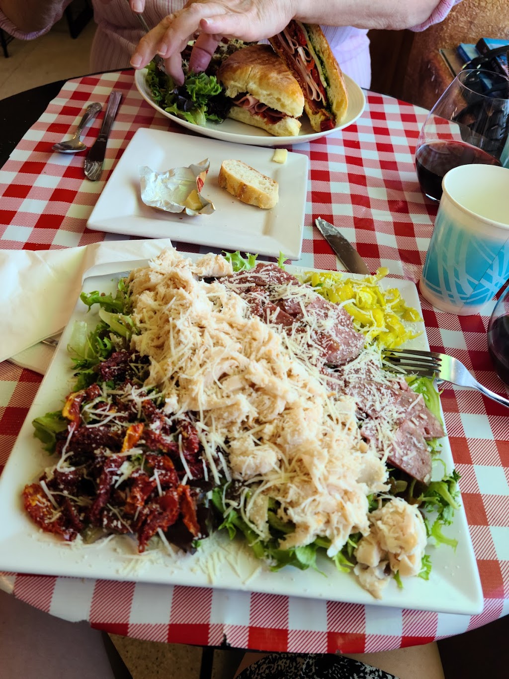 Cugini Italian Import Foods | restaurant | 960 Wallula Ave, Walla Walla, WA 99362, USA | 5095260809 OR +1 509-526-0809