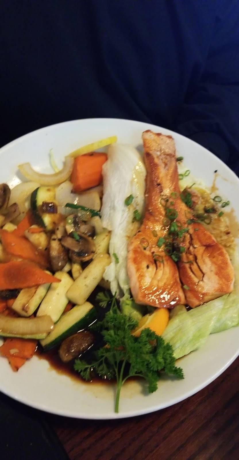 Izakaya 88 | night club | 293 Executive Pkwy Suite C, Rockford, IL 61107, USA | 8153940007 OR +1 815-394-0007