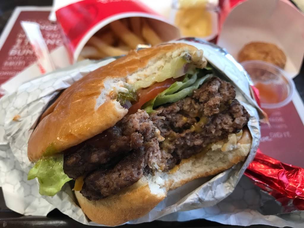 Wendys | restaurant | 301 NJ-10, Ledgewood, NJ 07852, USA | 9739271886 OR +1 973-927-1886