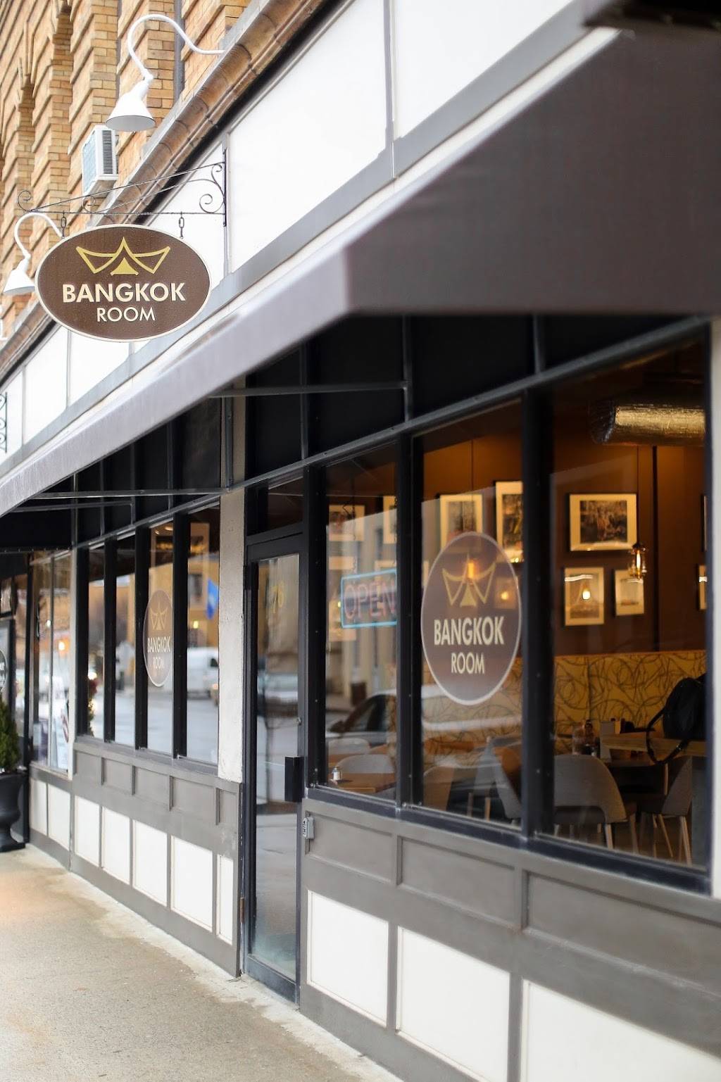 Bangkok Room | restaurant | 76 Main St, Ansonia, CT 06401, USA | 2035165345 OR +1 203-516-5345