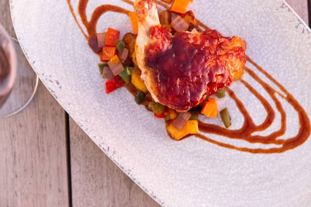 License to Chill Bar & Café | restaurant | 600 Margaritaville Parkway, Montgomery, TX 77356, USA | 9364483200 OR +1 936-448-3200