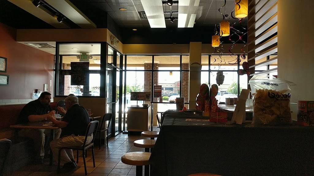 QDOBA Mexican Eats | restaurant | 1305 Veterans Pkwy Suite 500, Clarksville, IN 47129, USA | 8122062077 OR +1 812-206-2077