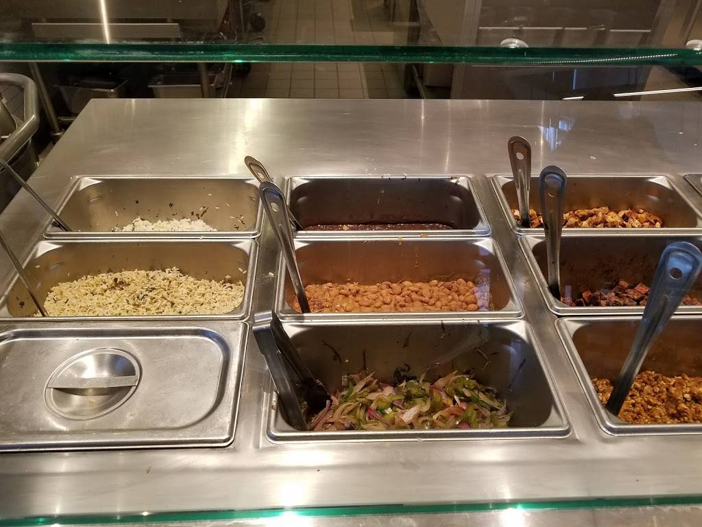 Chipotle Mexican Grill | restaurant | 798 Pelham Pkwy, Pelham, NY 10803, USA | 9146360617 OR +1 914-636-0617