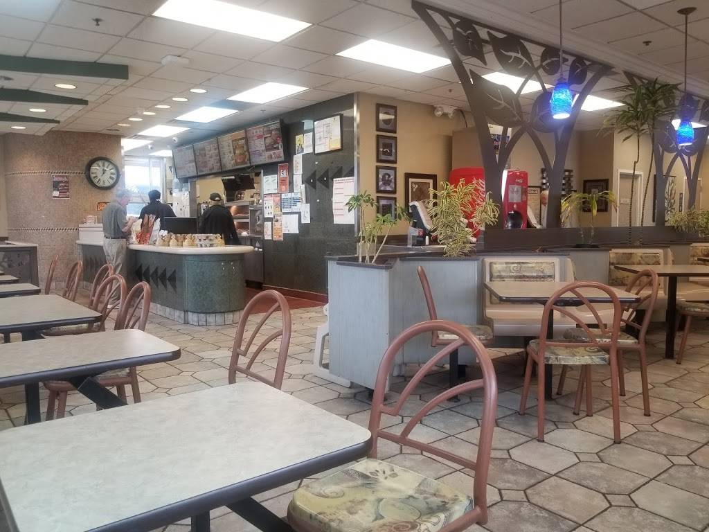 Burger King | restaurant | 439 Market St, Saddle Brook, NJ 07663, USA | 2018439882 OR +1 201-843-9882