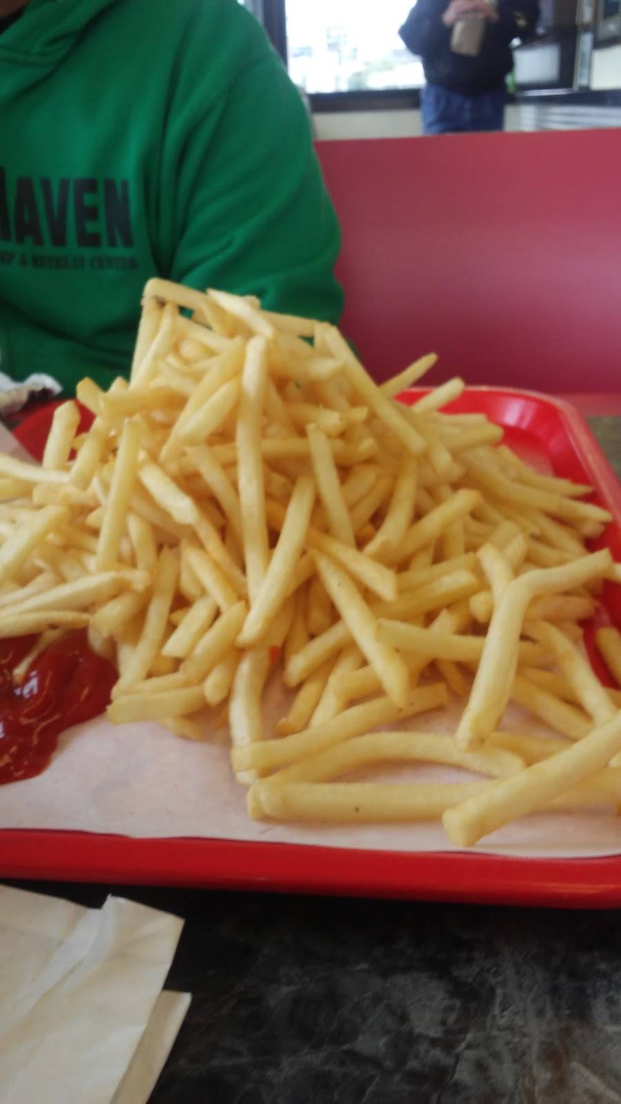 Rosies Drive-In | restaurant | 10235 S Cicero Ave, Oak Lawn, IL 60453, USA | 7086367717 OR +1 708-636-7717