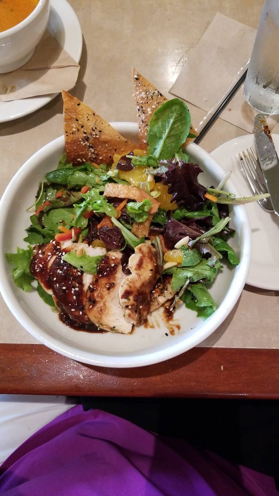 Bazille | restaurant | 5192 Hidalgo St, Houston, TX 77056, USA | 8322012700 OR +1 832-201-2700