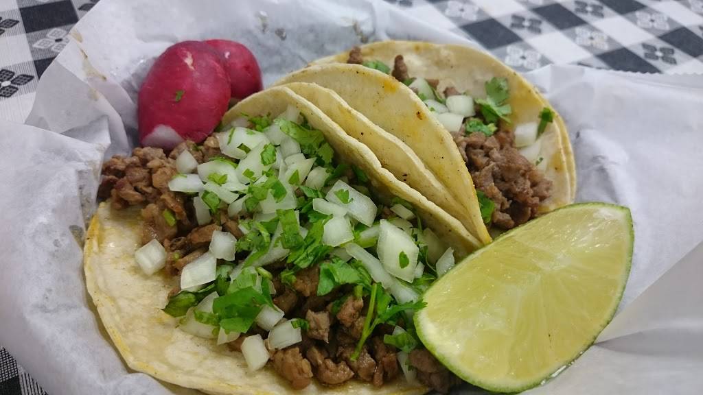 Los Jarritos | restaurant | 110 N Dupont Hwy, New Castle, DE 19720, USA | 3023221555 OR +1 302-322-1555