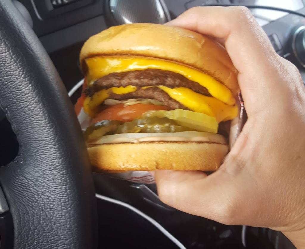 In-N-Out Burger | restaurant | 30655 Gateway Pl, Ladera Ranch, CA 92694, USA | 8007861000 OR +1 800-786-1000