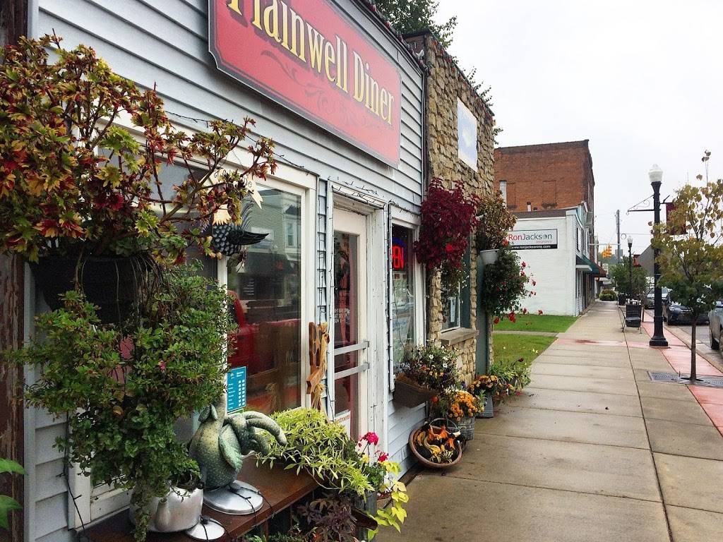 Barbed Wire Cafe | restaurant | 1635, 140 S Main St, Plainwell, MI 49080, USA | 2692251010 OR +1 269-225-1010