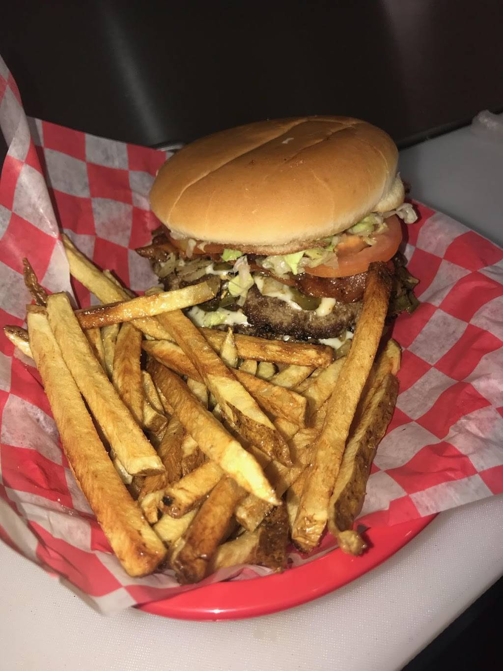 Maries Old Fashion Hamburgers | restaurant | 15229 TX-124, Beaumont, TX 77705, USA | 4097948009 OR +1 409-794-8009