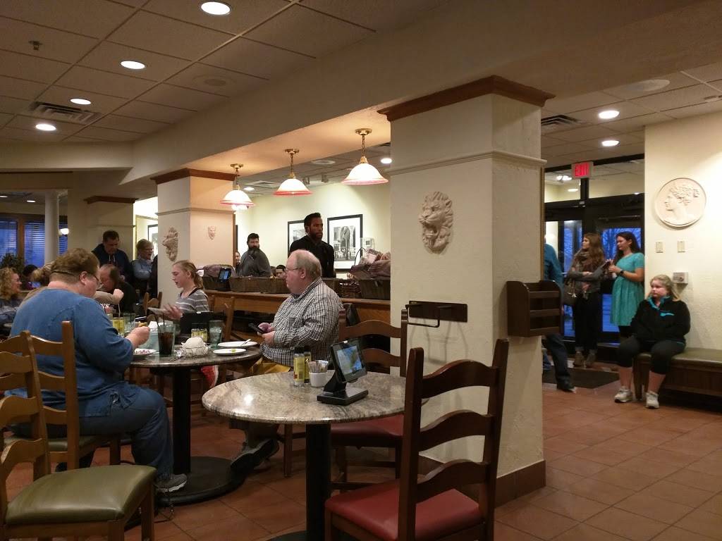 Olive Garden Italian Restaurant | meal takeaway | 25 Ludwig Dr, Fairview Heights, IL 62208, USA | 6183978727 OR +1 618-397-8727