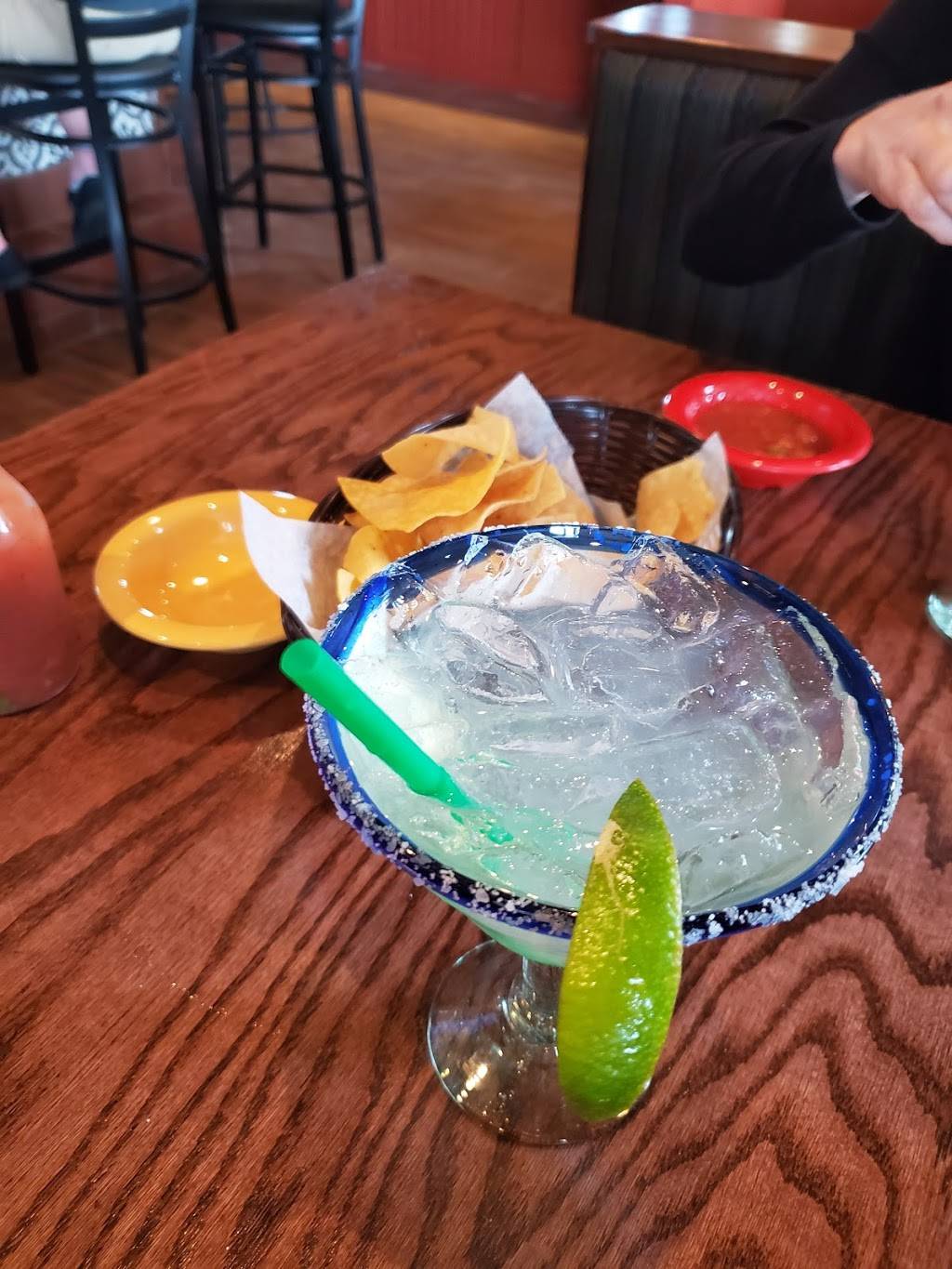 Ocho Cafe | restaurant | 765 Bridge St, Weymouth, MA 02191, USA | 7818033943 OR +1 781-803-3943