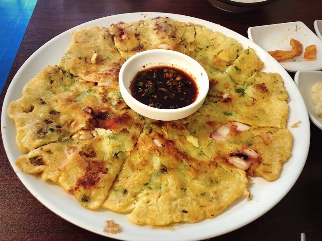 Good Fella | restaurant | 905 S Neil St # F, Champaign, IL 61820, USA | 2172395959 OR +1 217-239-5959