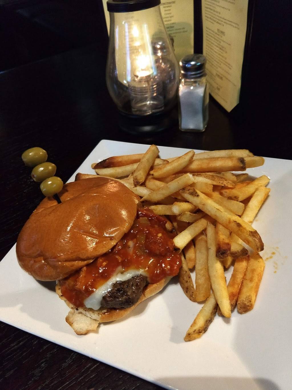 Napper Tandys | restaurant | 46 Day St, Norwood, MA 02062, USA | 7817620032 OR +1 781-762-0032