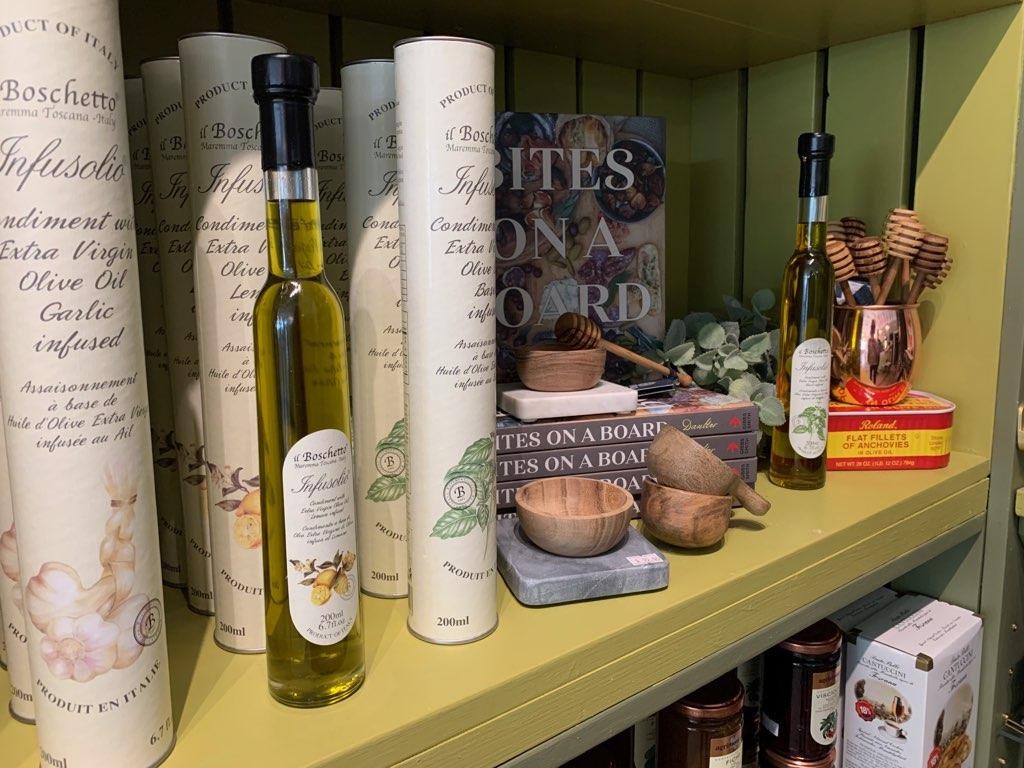 La Pergola Trattoria | restaurant | 40821 Village Dr, Big Bear Lake, CA 92315, USA | 9098780555 OR +1 909-878-0555