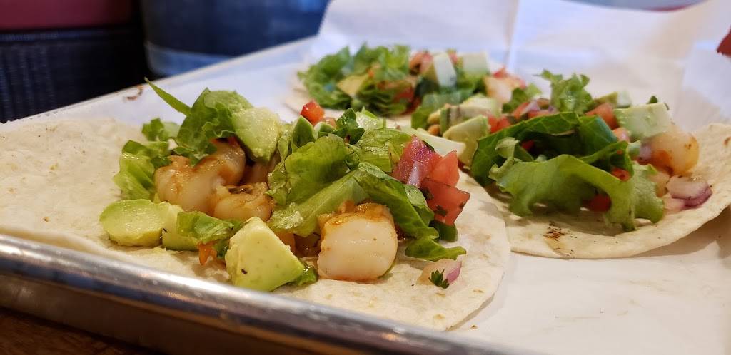 Pour Bar & Lounge | night club | 485 Springfield St, Feeding Hills, MA 01030, USA | 4132099934 OR +1 413-209-9934