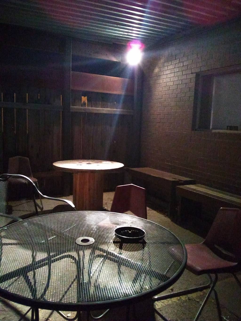 Barrons | restaurant | 2508 Oliver, Wichita, KS 67210, USA | 3166831000 OR +1 316-683-1000