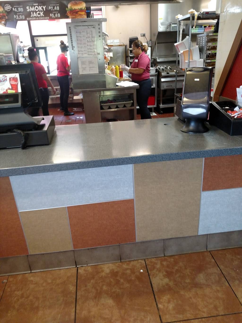 Jack in the Box | restaurant | 602 W Napa St, Sonoma, CA 95476, USA | 7079350258 OR +1 707-935-0258