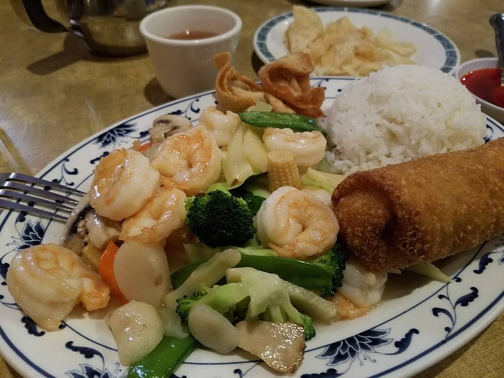 Shangri-La Chinese Restaurant | restaurant | 2855 W Cactus Rd, Phoenix, AZ 85029, USA | 6029933279 OR +1 602-993-3279