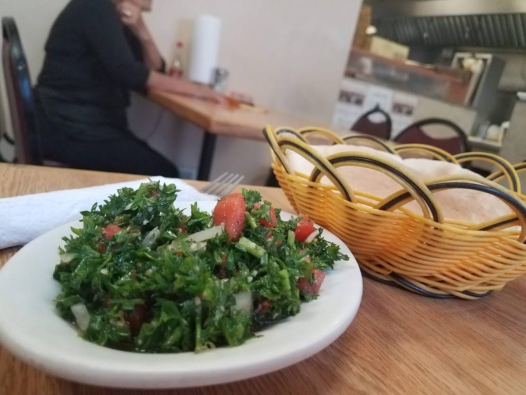 Haddads Restaurant | restaurant | 1010 W Main St, Peoria, IL 61606, USA | 3096725339 OR +1 309-672-5339