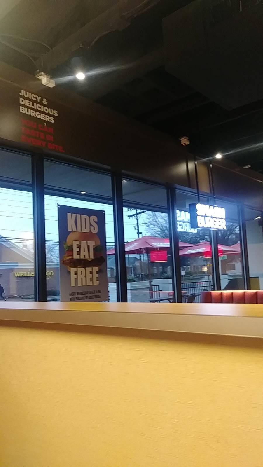 Smashburger | restaurant | 4444 Park Rd, Charlotte, NC 28209, USA | 7048876135 OR +1 704-887-6135