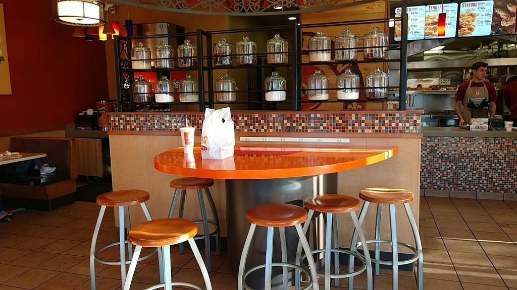 Popeyes Louisiana Kitchen | restaurant | 9825 Magnolia Ave, Riverside, CA 92503, USA | 9516378422 OR +1 951-637-8422