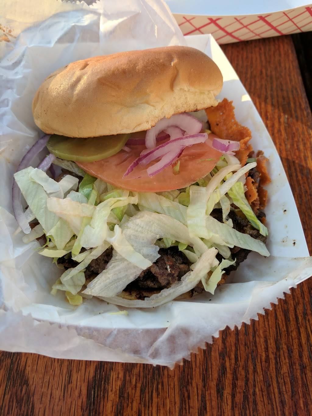 Queen City Radio | restaurant | 222 W 12th St, Cincinnati, OH 45202, USA | 5133810918 OR +1 513-381-0918