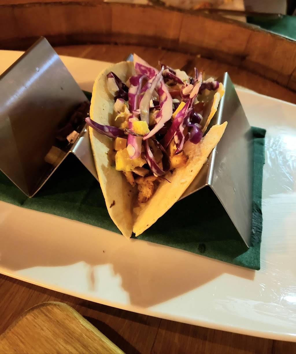 The Aging Oak | restaurant | 3 Queen St E, Cambridge, ON N3C 2A7, Canada | 5192607000 OR +1 519-260-7000