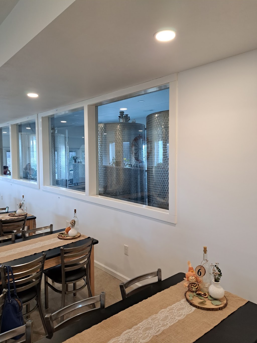 Tarsitano Winery & Vineyards | restaurant | 4871 Hatches Corners Rd, Conneaut, OH 44030, USA | 4402242444 OR +1 440-224-2444