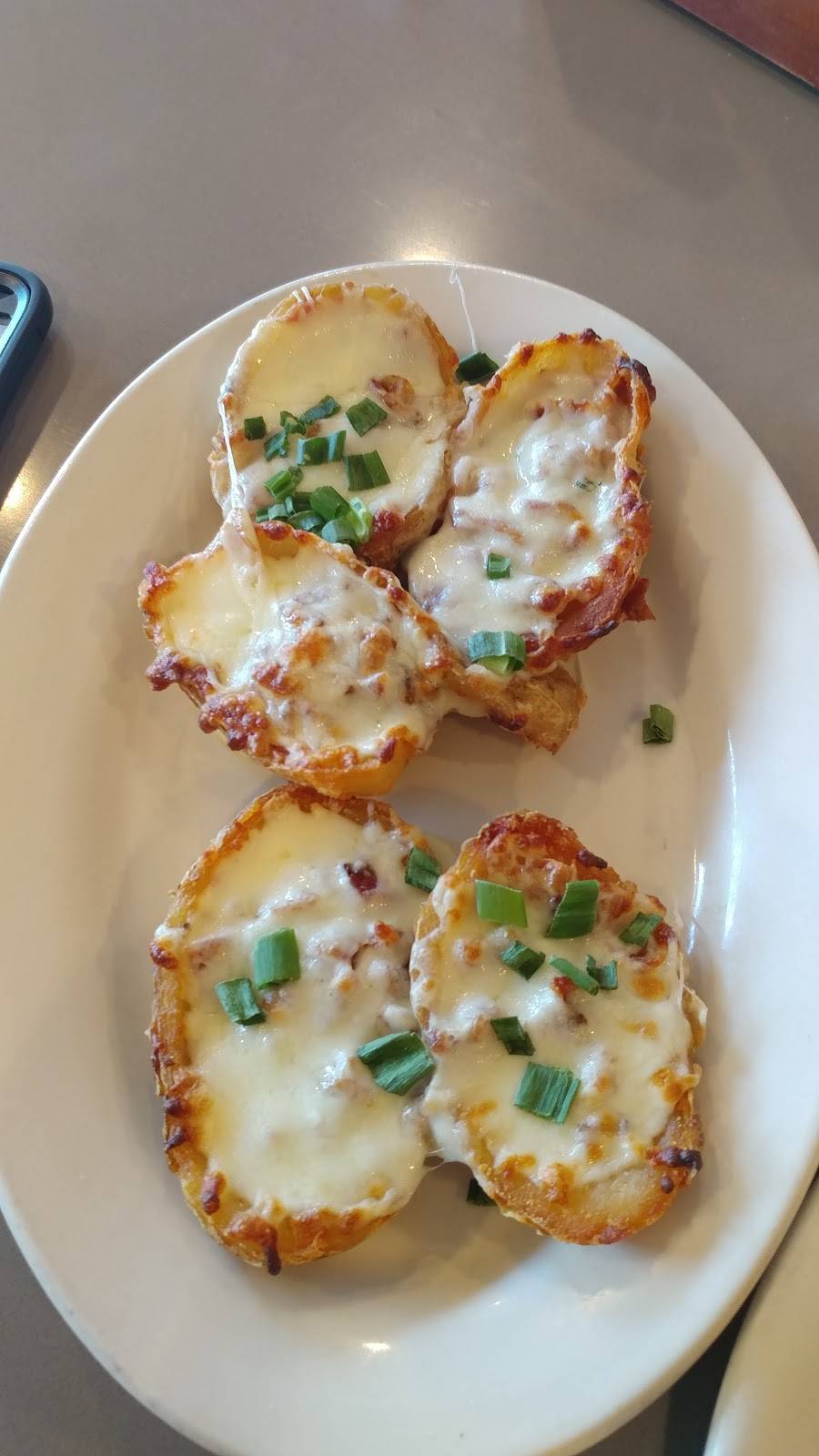 Brothers Taverna | meal delivery | 283 Derby St, Salem, MA 01970, USA | 9787414648 OR +1 978-741-4648