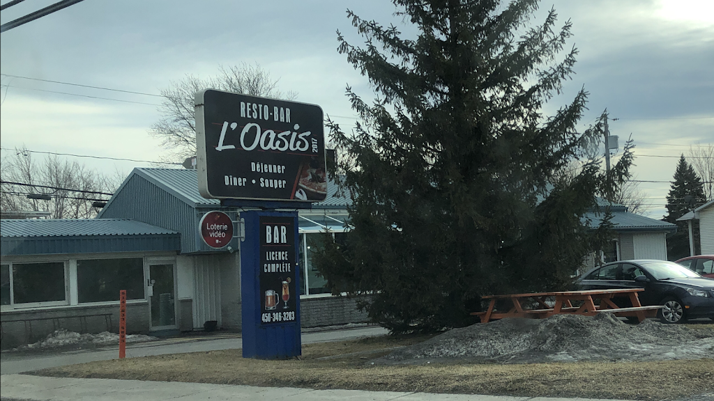 Resto Bar LOasis 2017 | restaurant | 420 Chemin du Grand Bernier N, Saint-Jean-sur-Richelieu, QC J3B 8B3, Canada | 4503463203 OR +1 450-346-3203