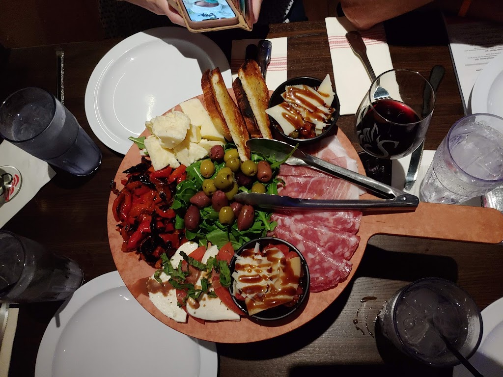 Sicilian Oven | restaurant | 10610 Forest Hill Blvd, Wellington, FL 33414, USA | 5617701966 OR +1 561-770-1966